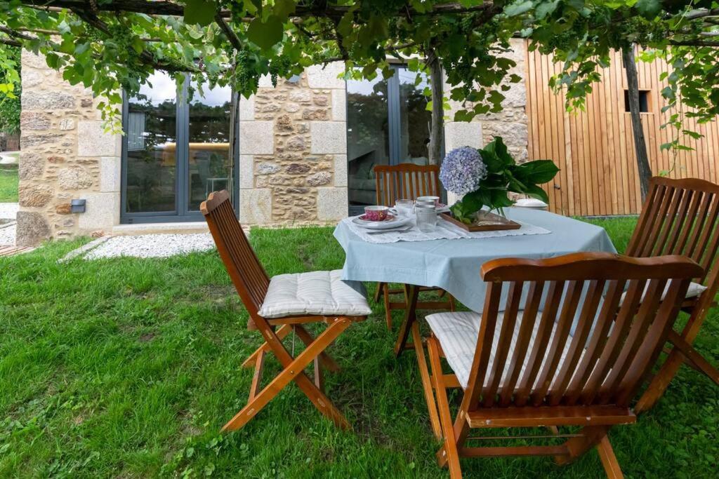 A Casa De Abaixo, Aloxamento Rural Villa Vedra Dış mekan fotoğraf